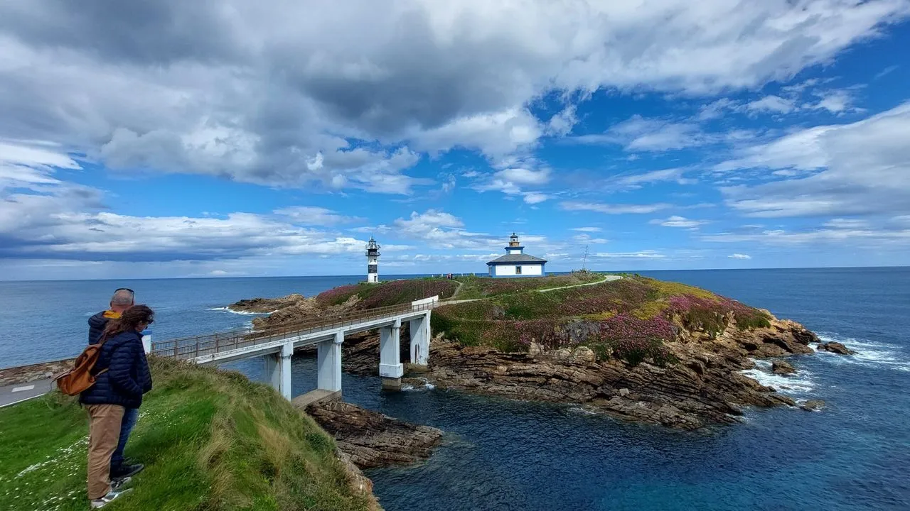 La mejor ruta de 8 días en autocaravana por el norte de Galicia.